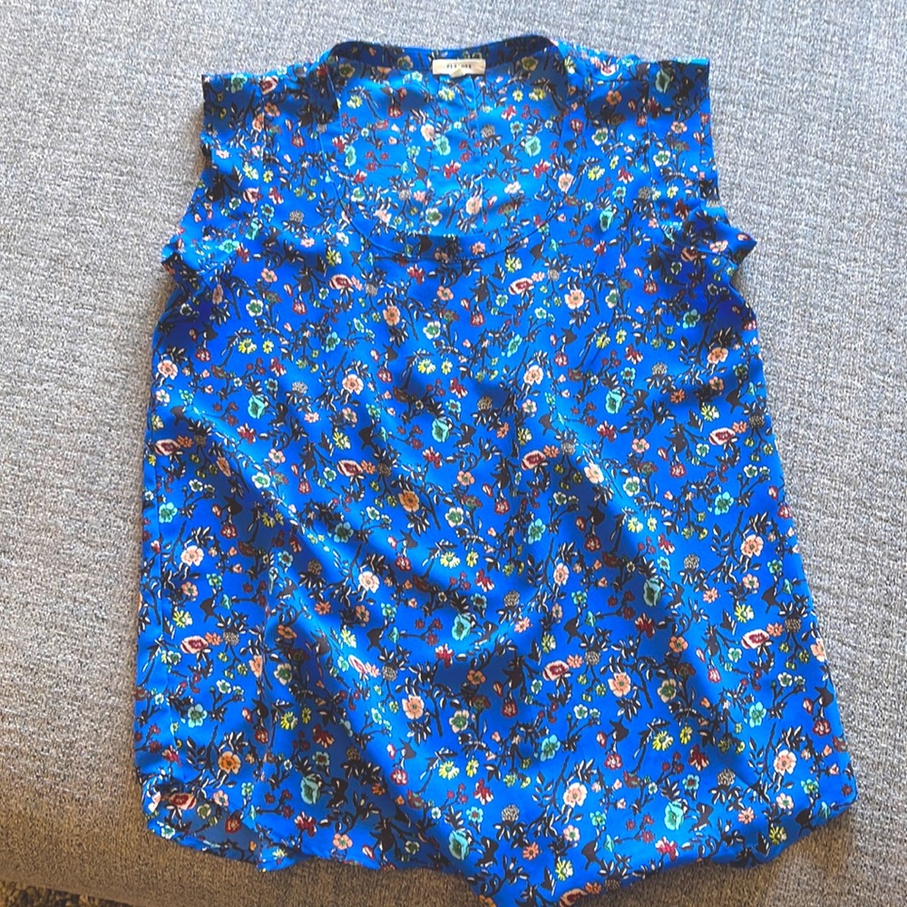 Floral top